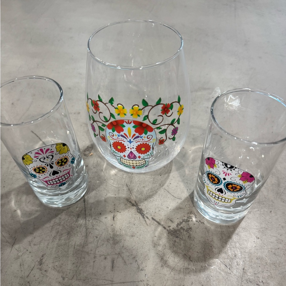 Colorful Skull glasses trio-great 4 “Dia De Los Muertos “ & Halloween💀zoom in 💀